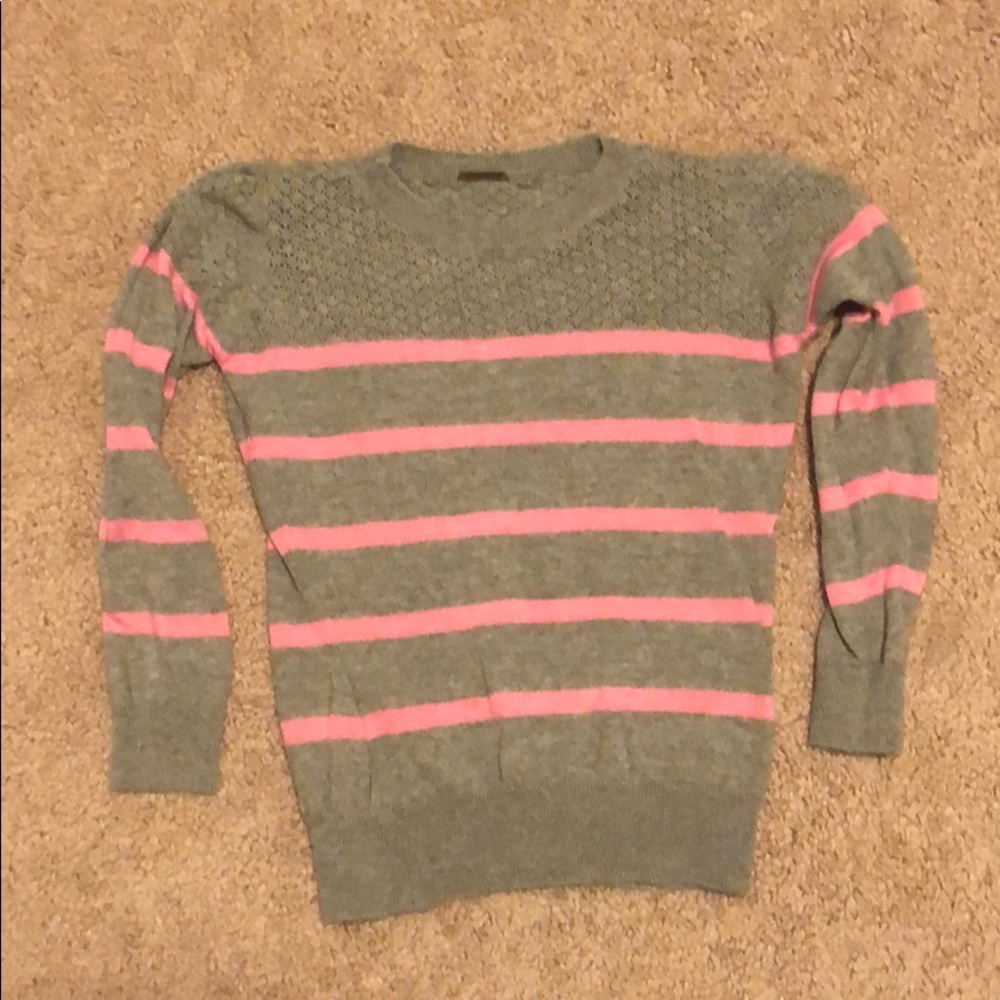 Girl’s Sweater Size 6X
